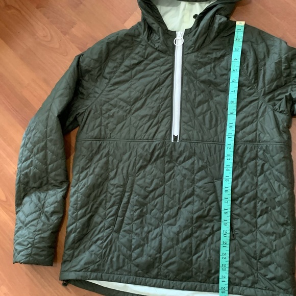 New Under Armour jacket - Picture 6 of 8